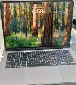 New Laptop Apple MacBook Air 2022 M2 8GB Intel Core I5 SSD 256GB