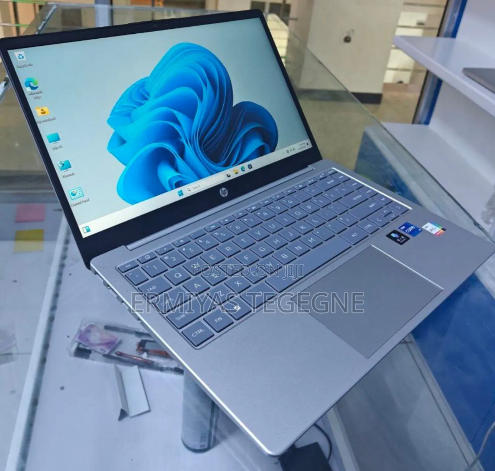 New Laptop HP Stream Notebook 16GB Intel Core I7 SSD 1T