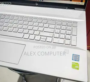 New Laptop HP Envy X360 16GB Intel Core I7 SSD 512GB