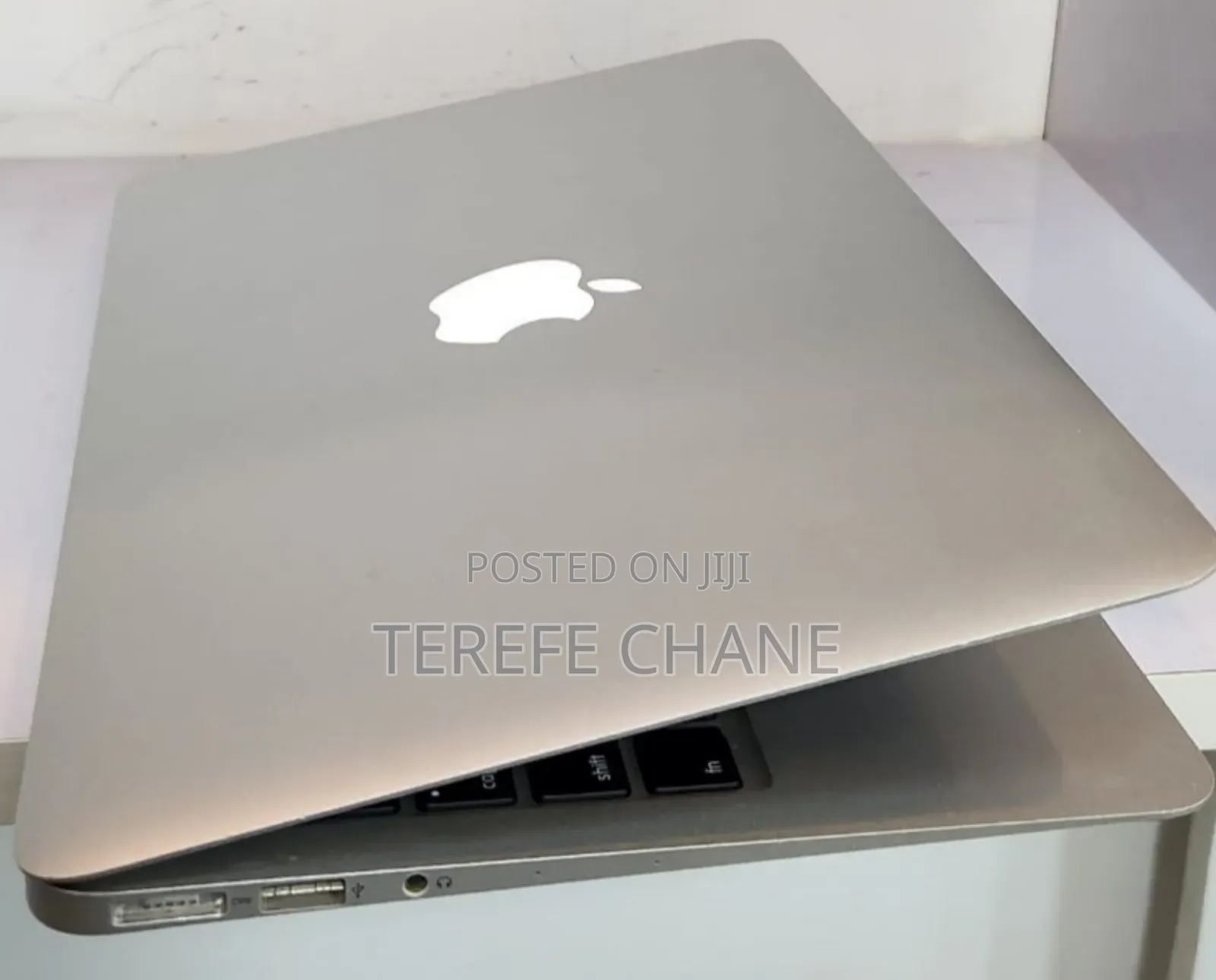 New Laptop Apple MacBook Air 2015 4GB Intel Core I5 SSD 128GB