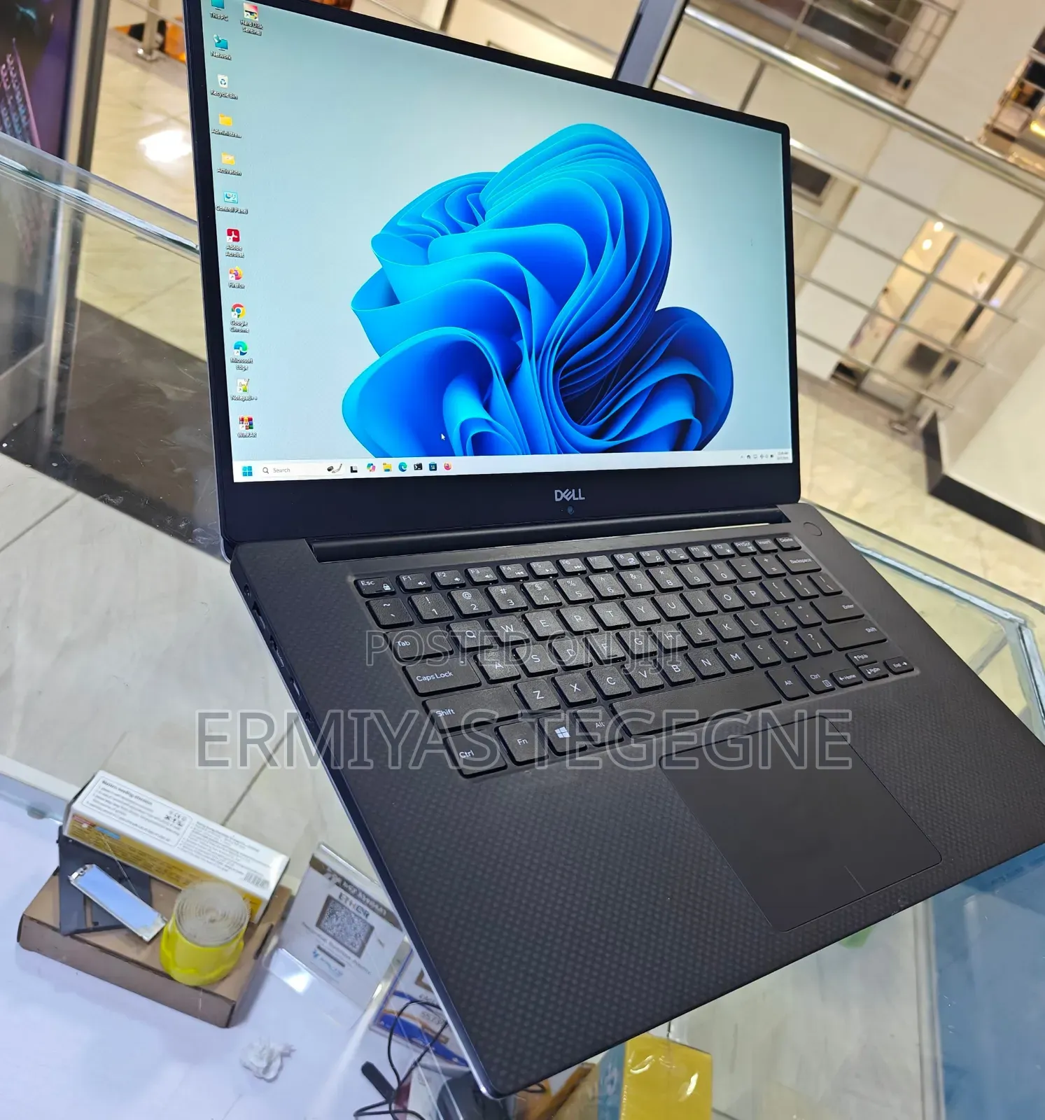 New Laptop Dell Adamo XPS 16GB Intel Core I5 SSD 512GB