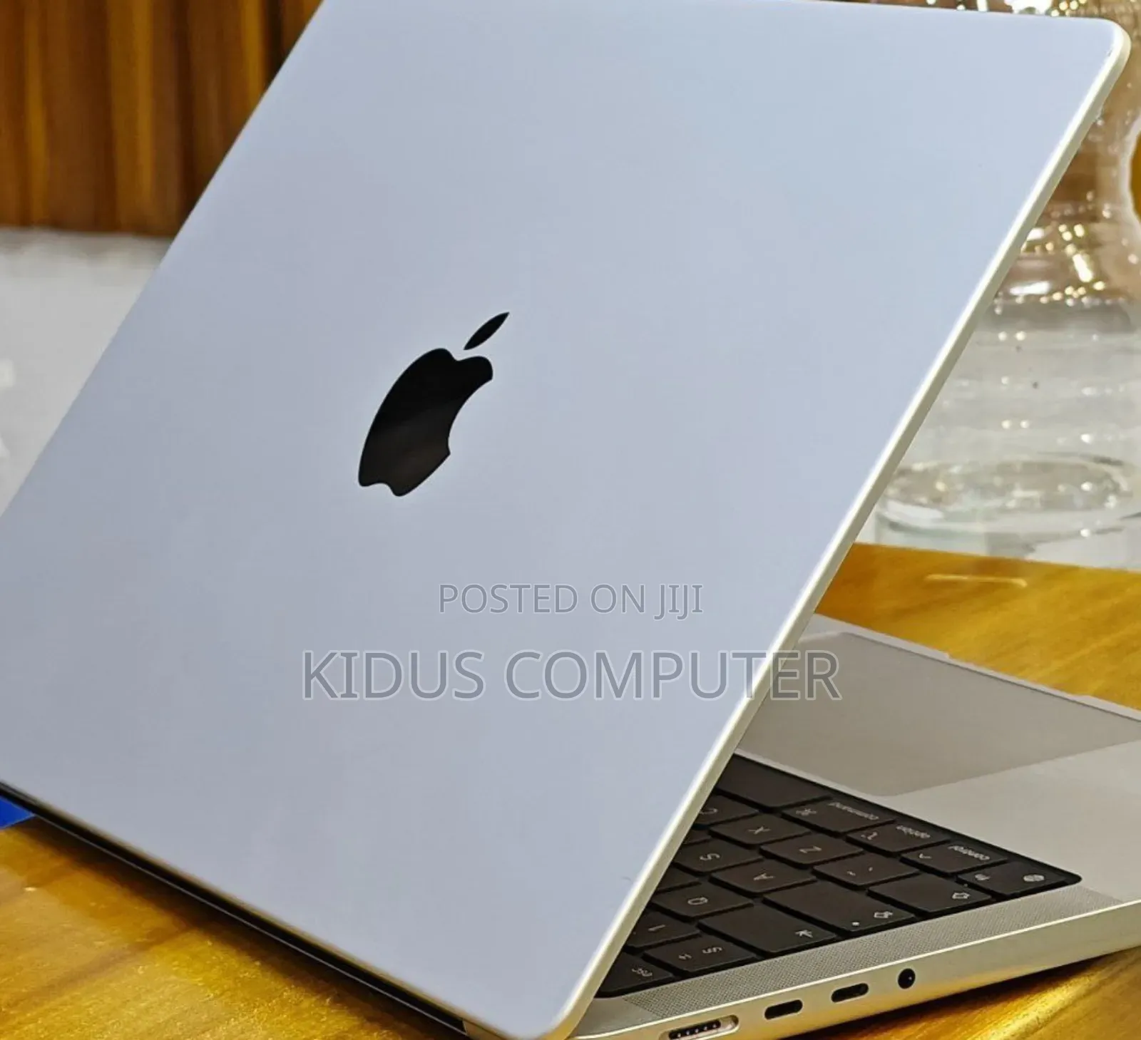 New Laptop Apple MacBook Pro M1 16GB Apple M1 SSD 1T