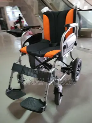 Luxurious Electric Wheelchair輕፱folded for Easy Storage and Transport.