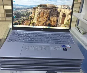 New Laptop HP Stream Notebook 16GB Intel Core I7 SSD 1T