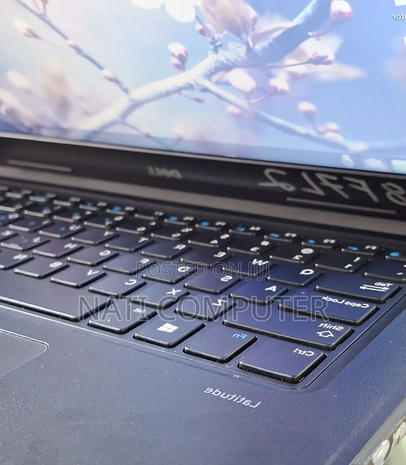 New Laptop Dell Latitude 3380 8GB Intel Core I5 SSD 256GB