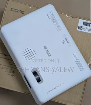Brand New Epson Projector Co-W01 With Cartoon With Best Image Quality