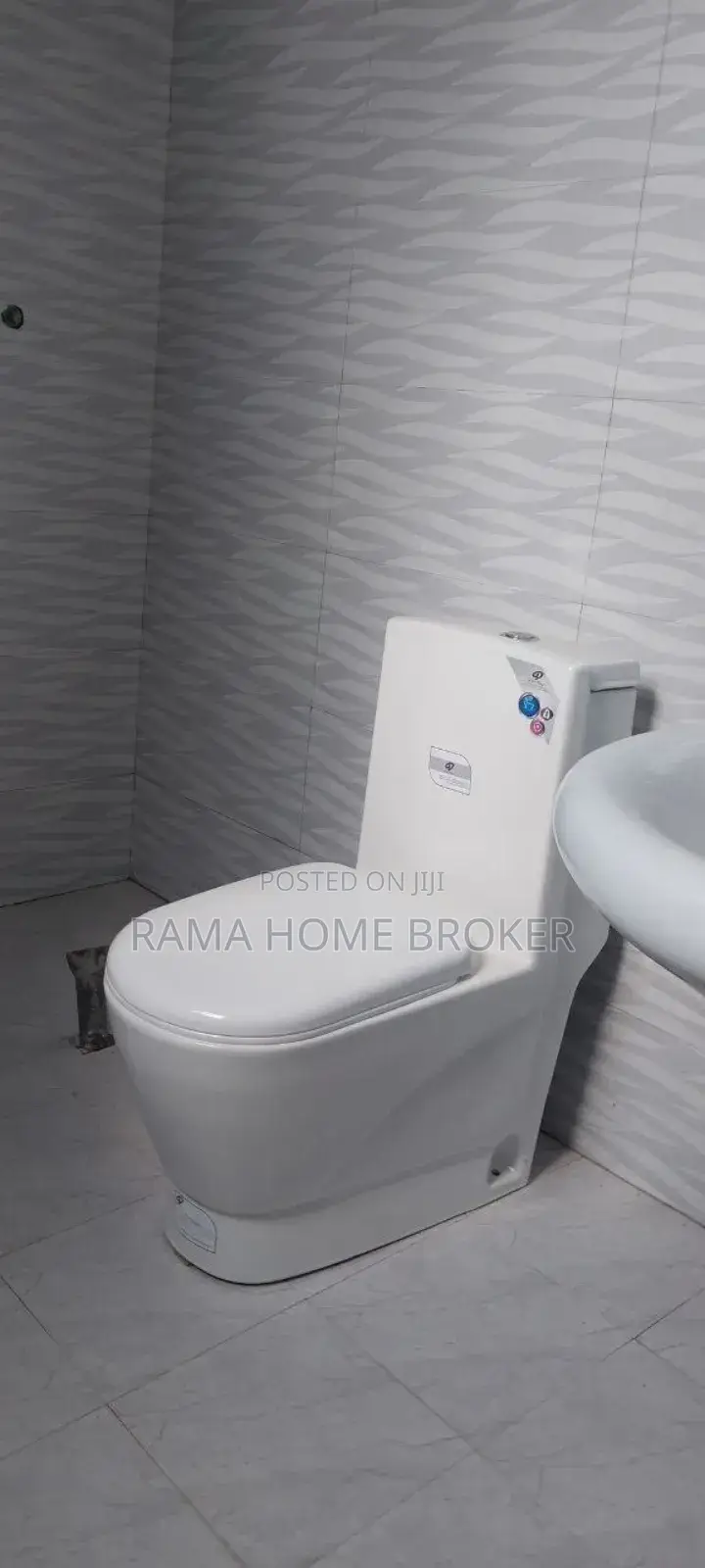 Furnished 2bdrm Condo in Yeka for sale