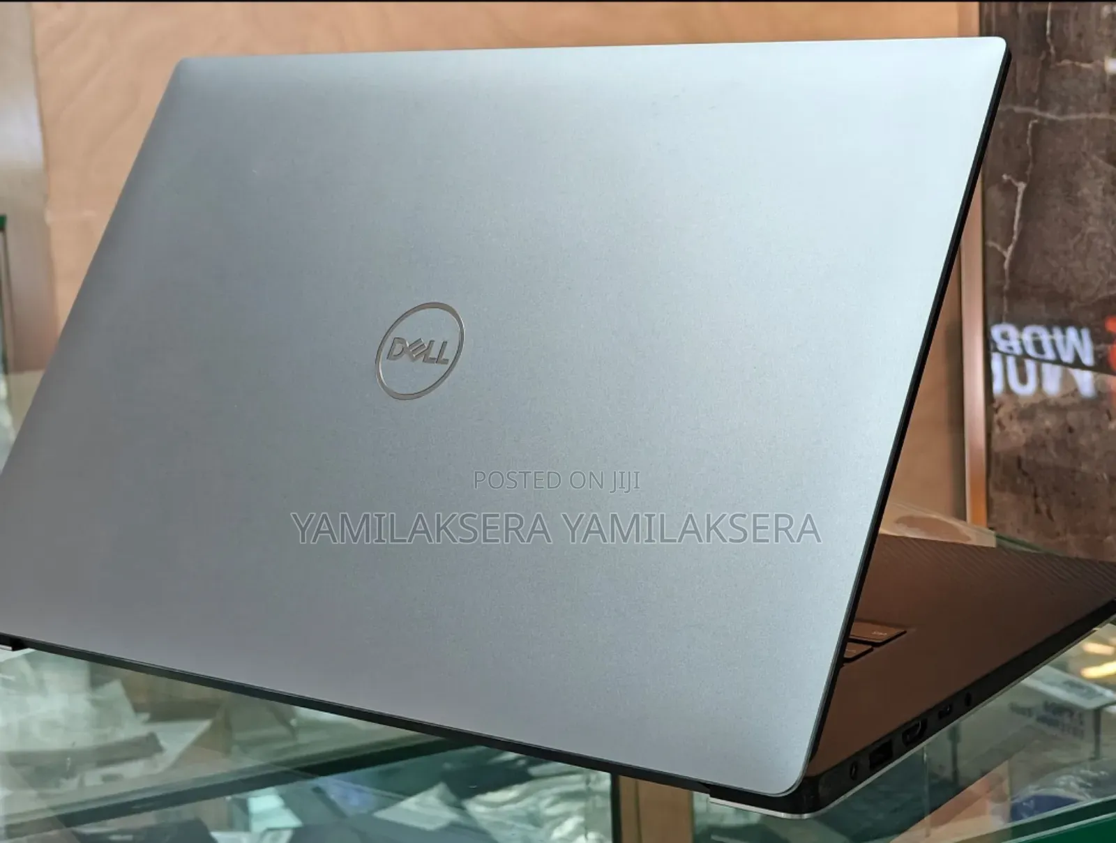 New Laptop Dell Precision 5540 16GB Intel Core I7 SSD 512GB