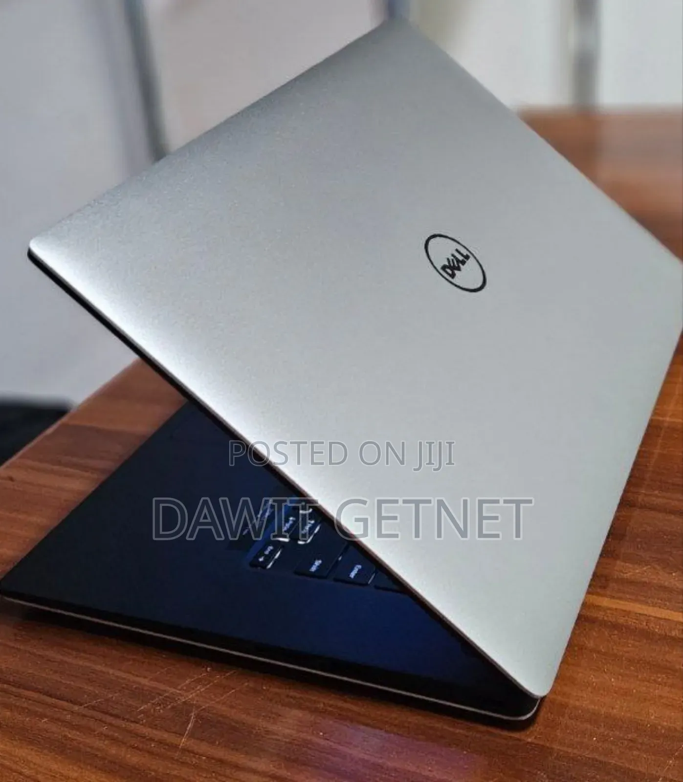 New Laptop Dell XPS 15 16GB Intel Core I7 SSD 512GB