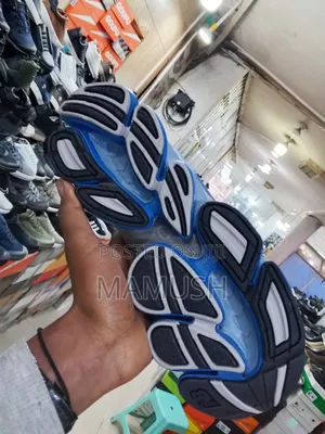 Photo - This Anew Balance Abzorb Snicker in a Grey and Blue Colorway