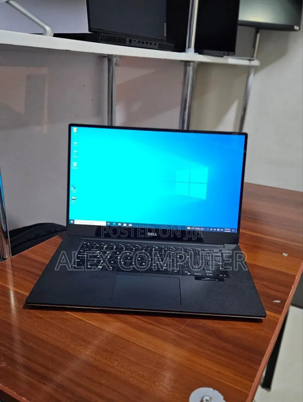 New Laptop Dell XPS 15 16GB Intel Core I7 SSD 512GB