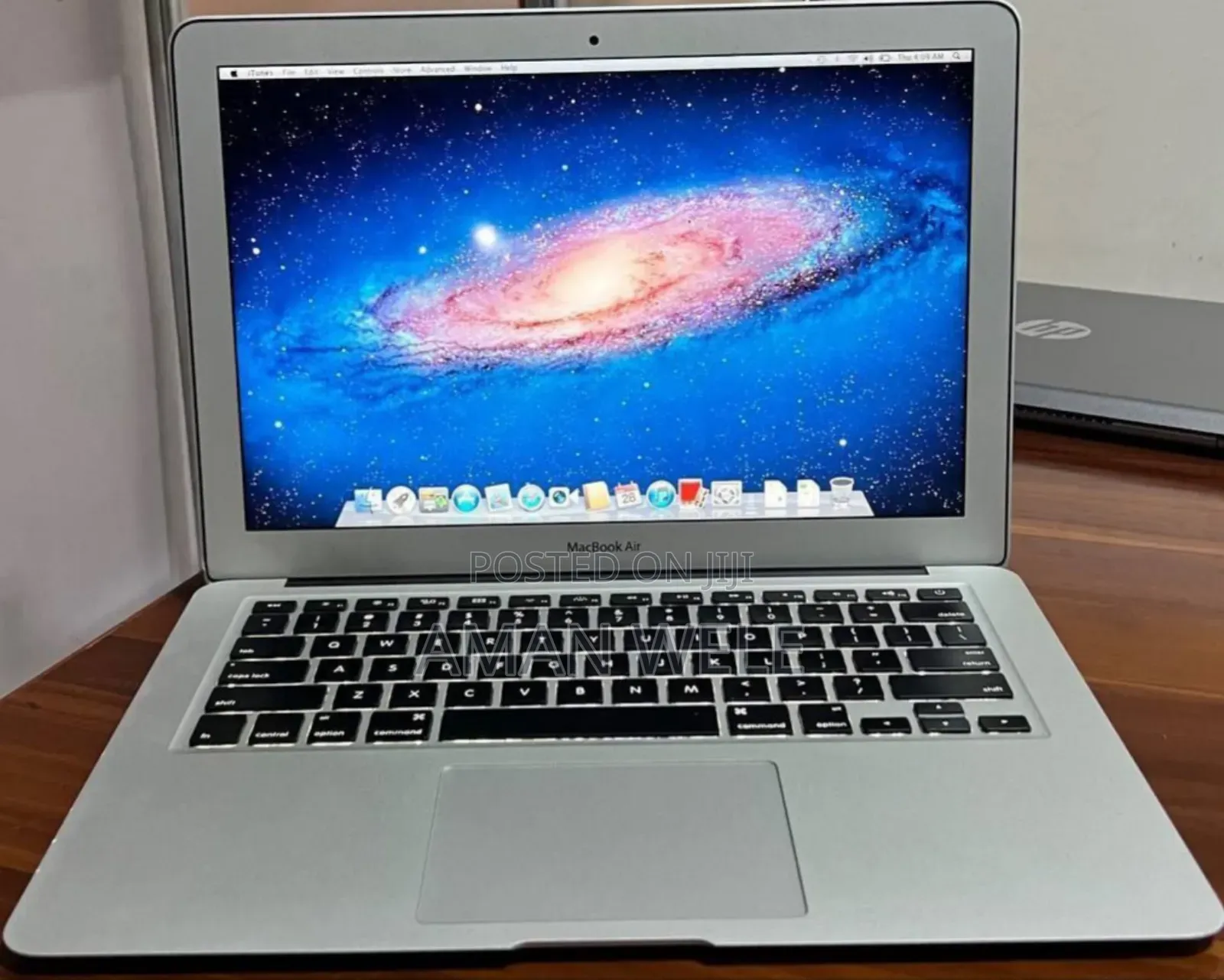 New Laptop Apple MacBook Air 2015 8GB Intel Core I5 SSD 256GB
