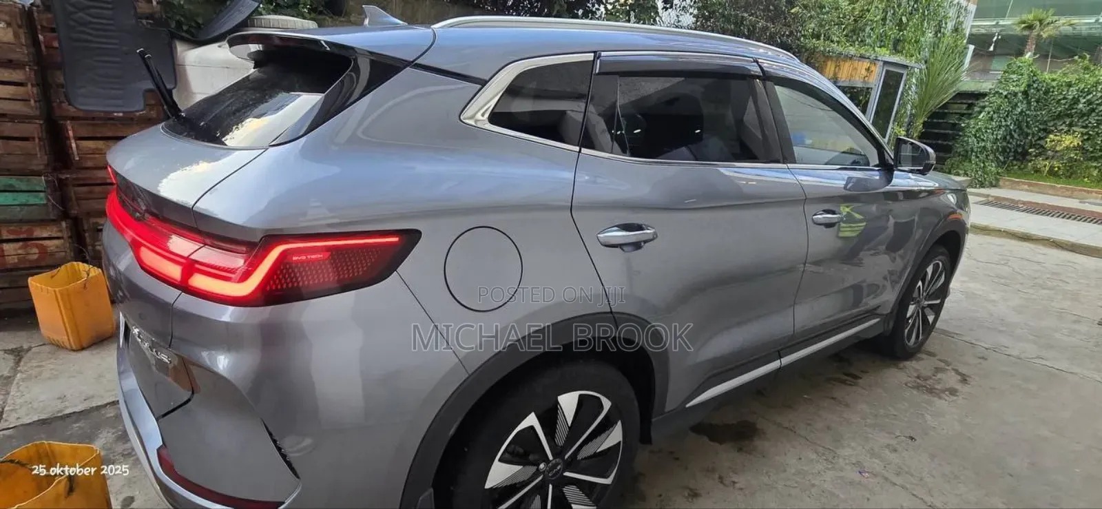 BYD Song Plus 2024 Gray