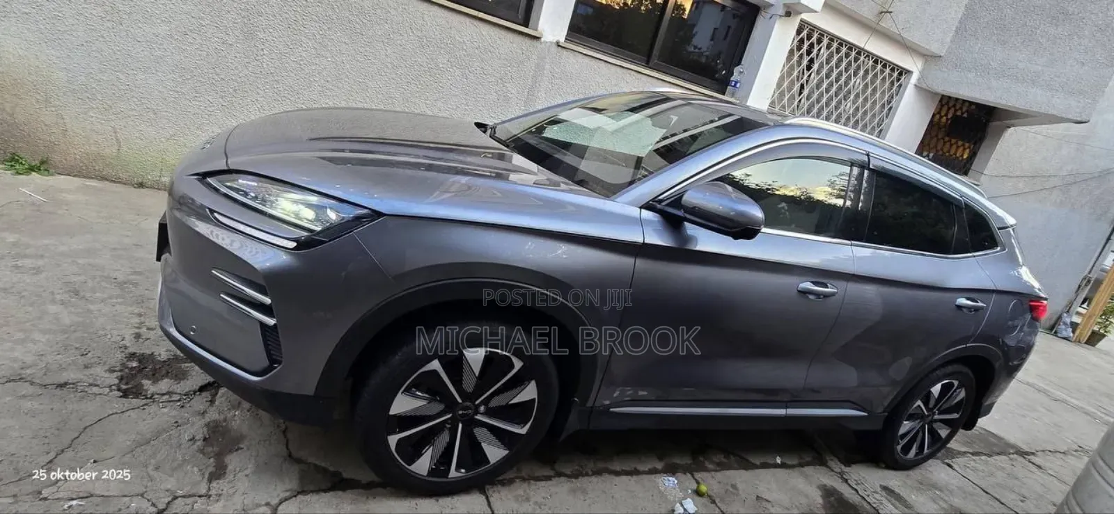 BYD Song Plus 2024 Gray