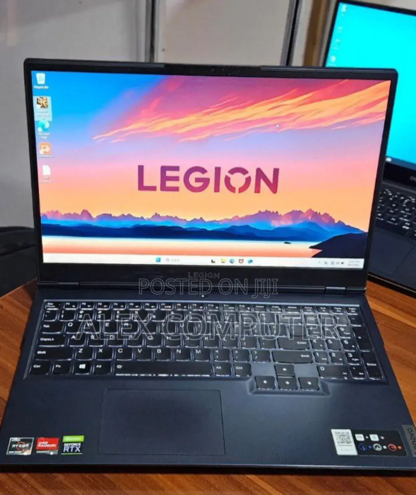 New Laptop Lenovo Legion 5 16GB AMD Ryzen 5 SSD 512GB