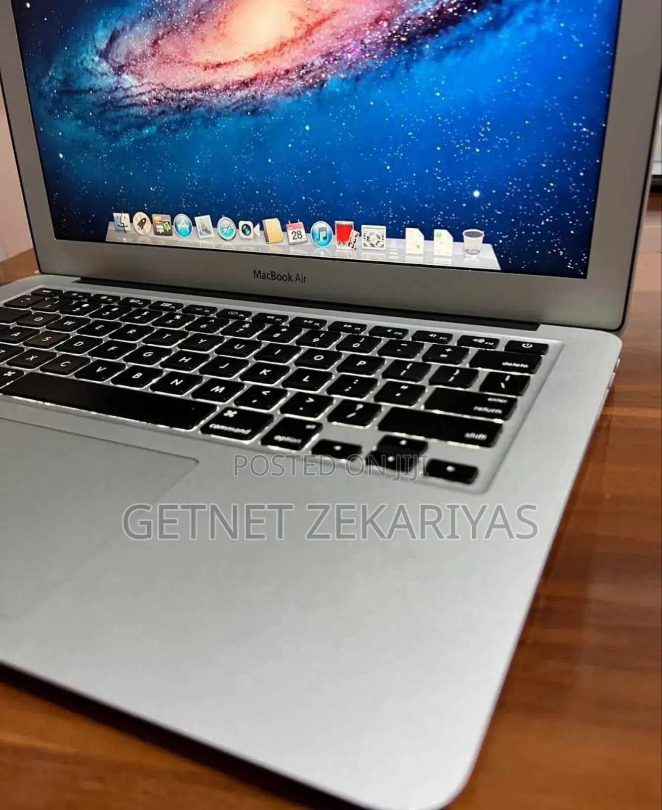 New Laptop Apple MacBook Air 2015 8GB Intel Core I5 SSD 256GB