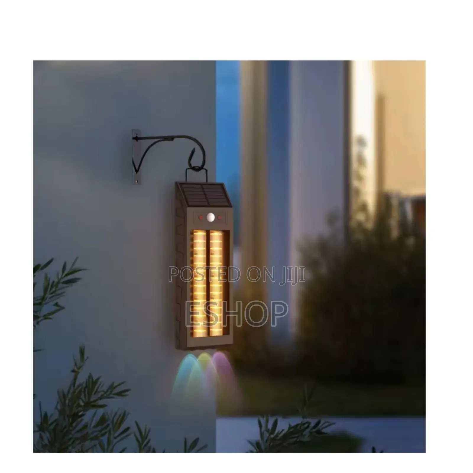 The Perfect Entryway Solar Light for Homes
