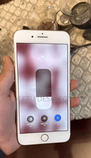 Apple iPhone 8 Plus 64 GB Gold