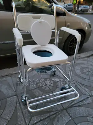 Photo - Commode Chair身座toilet Chair曾闥waterproof琛令strong, Durable截囝cleanable.