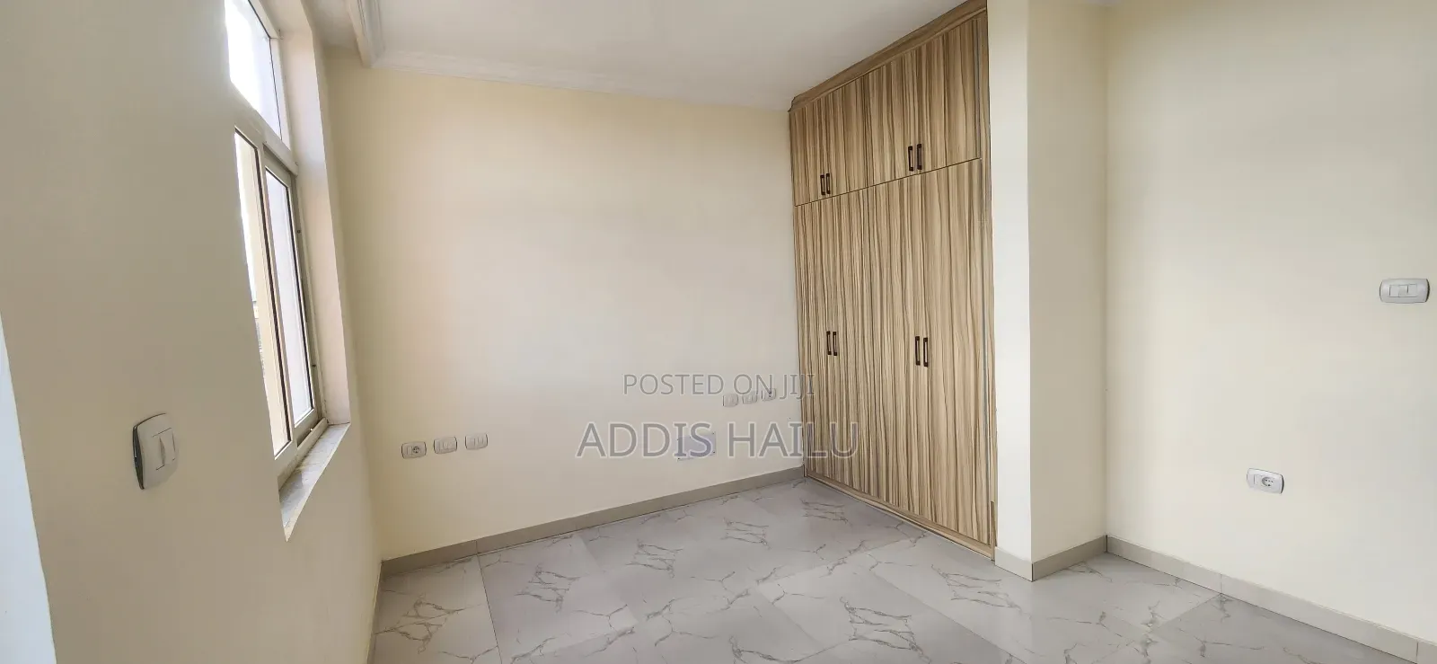 5bdrm House in Country Club, Yeka for rent