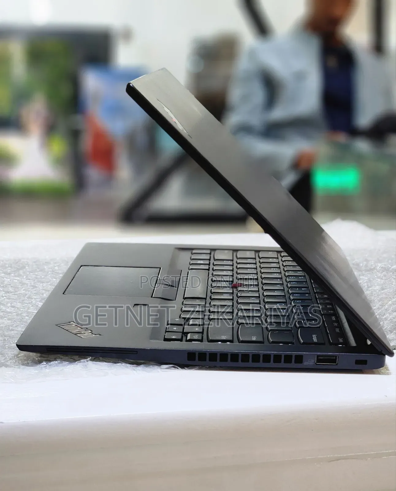 New Laptop Lenovo ThinkPad T495s 16GB AMD Ryzen 7 SSD 512GB