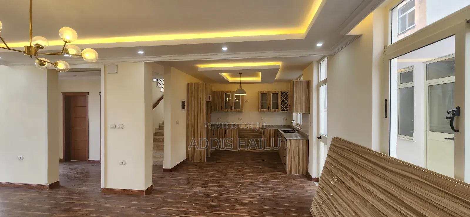 5bdrm House in Country Club, Yeka for rent