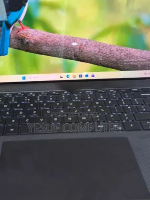 Photo - New Laptop Dell XPS 15 16GB Intel Core I7 SSD 512GB