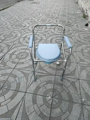 Commode Chair段的toilet Chair使命bed Side Commode Chair協議commode Chair New