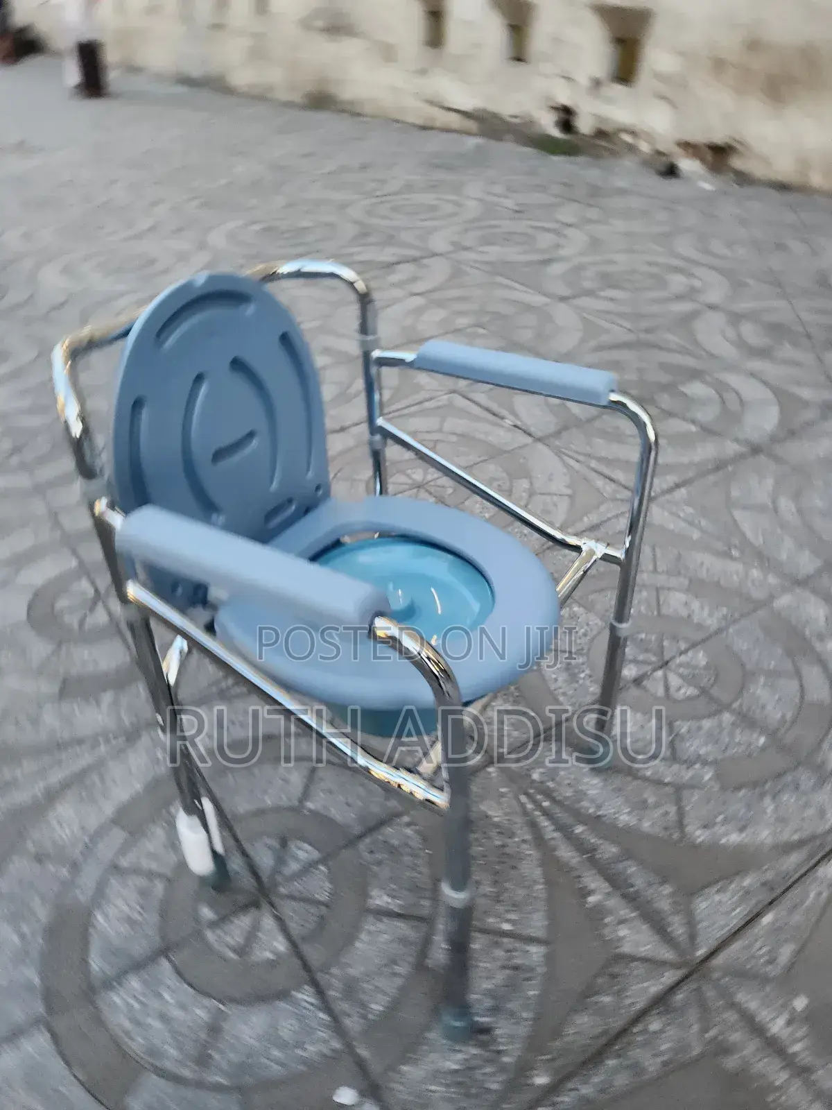 Toilet Chair九龍shower Taking Commode Chair Adjustable Height延續poty Chai