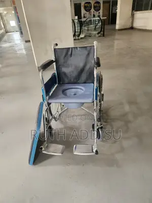 Commode Wheelchair嶄我toilet Wheelchair建立commode Wheelchair鳵你wheelchair