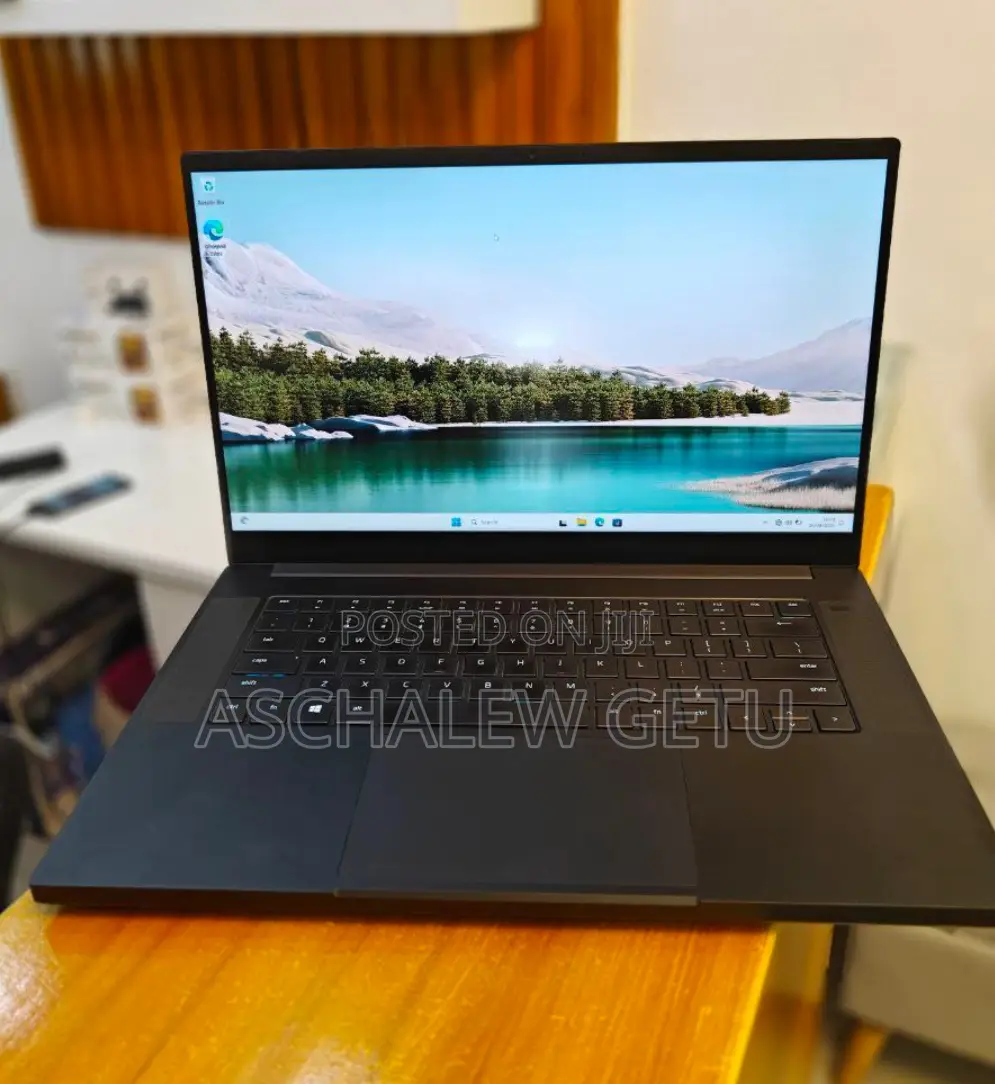 New Laptop Razer Blade 16GB Intel Core I7 SSD 512GB