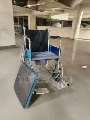 Commode Wheelchair寄生commode Wheelchair者或commode Wheelchair協調wheelchair