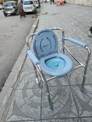 Photo - Toilet Chair是說commode Chair痲你poty Chair輕易commode Chair截至commode Chair