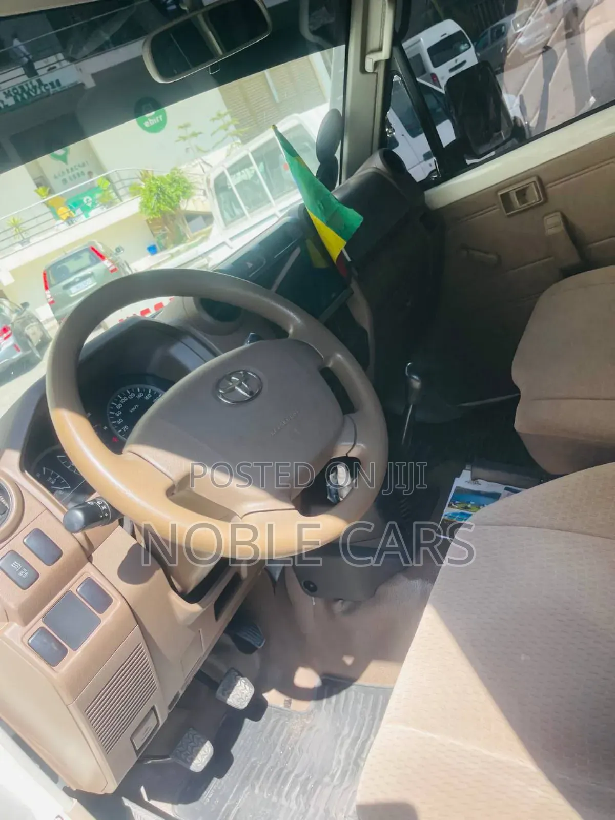 Toyota Land Cruiser 2018 White