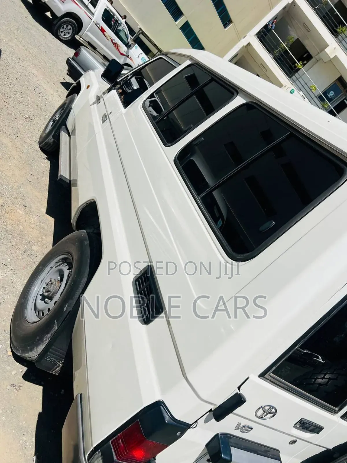 Toyota Land Cruiser 2018 White