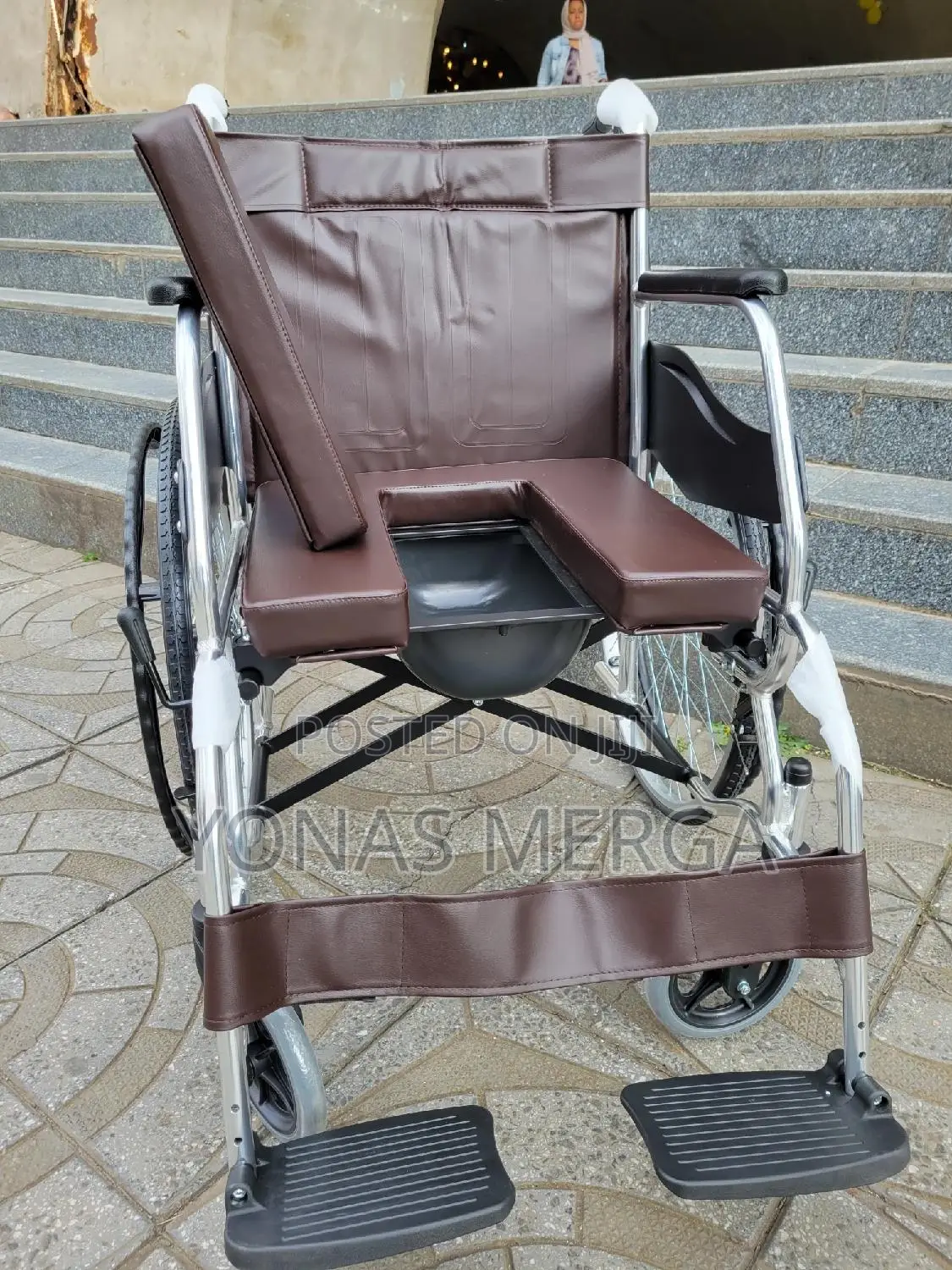 Toilet Wheelchair竉歲wheel Chair - Weight Capacity 150kgs