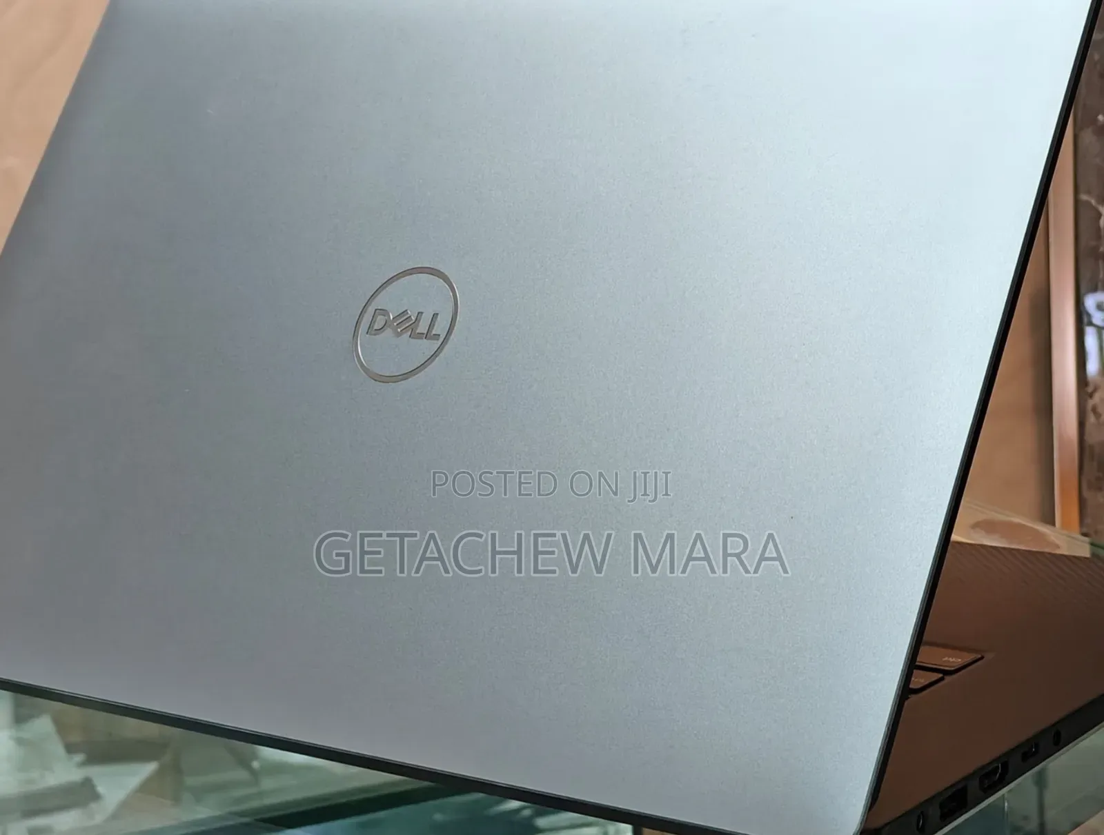 New Laptop Dell Precision 5540 16GB Intel Core I7 SSD 512GB
