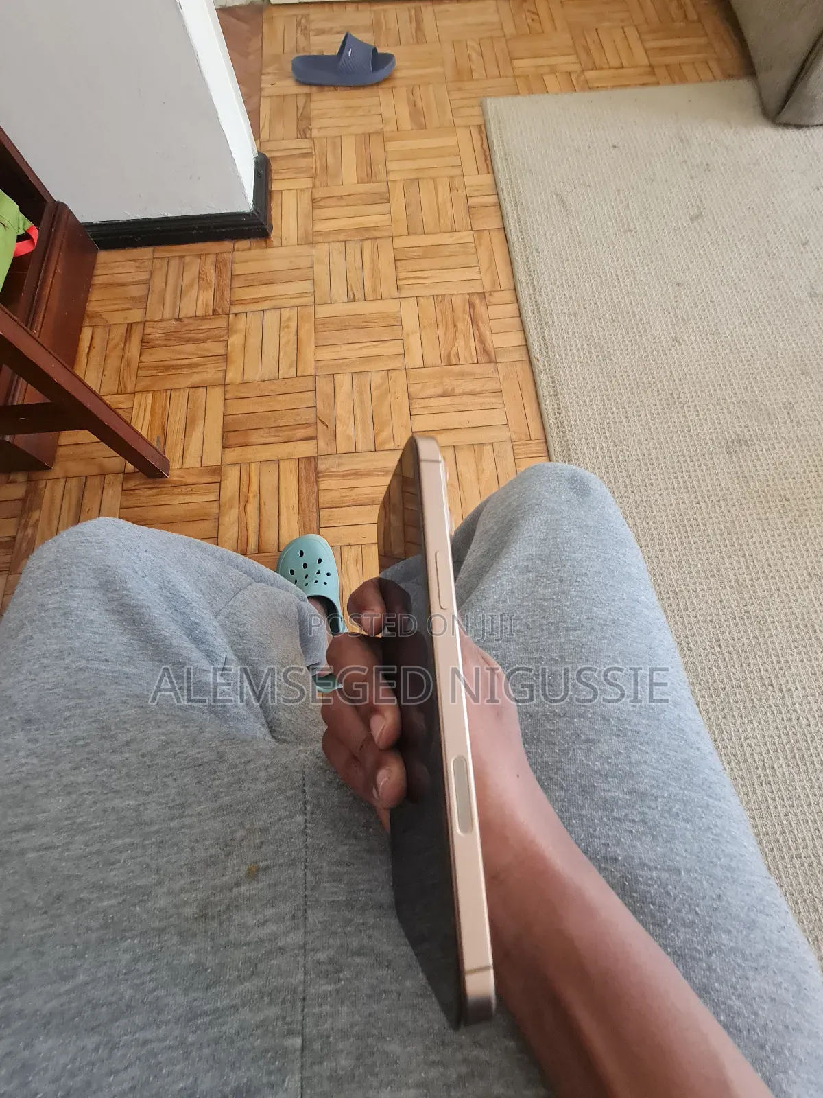 New Apple iPhone 16 Pro Max 256 GB Gold