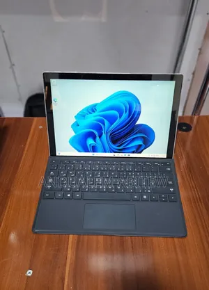 New Laptop Microsoft Surface Pro 7 8GB Intel Core I5 SSD 128GB