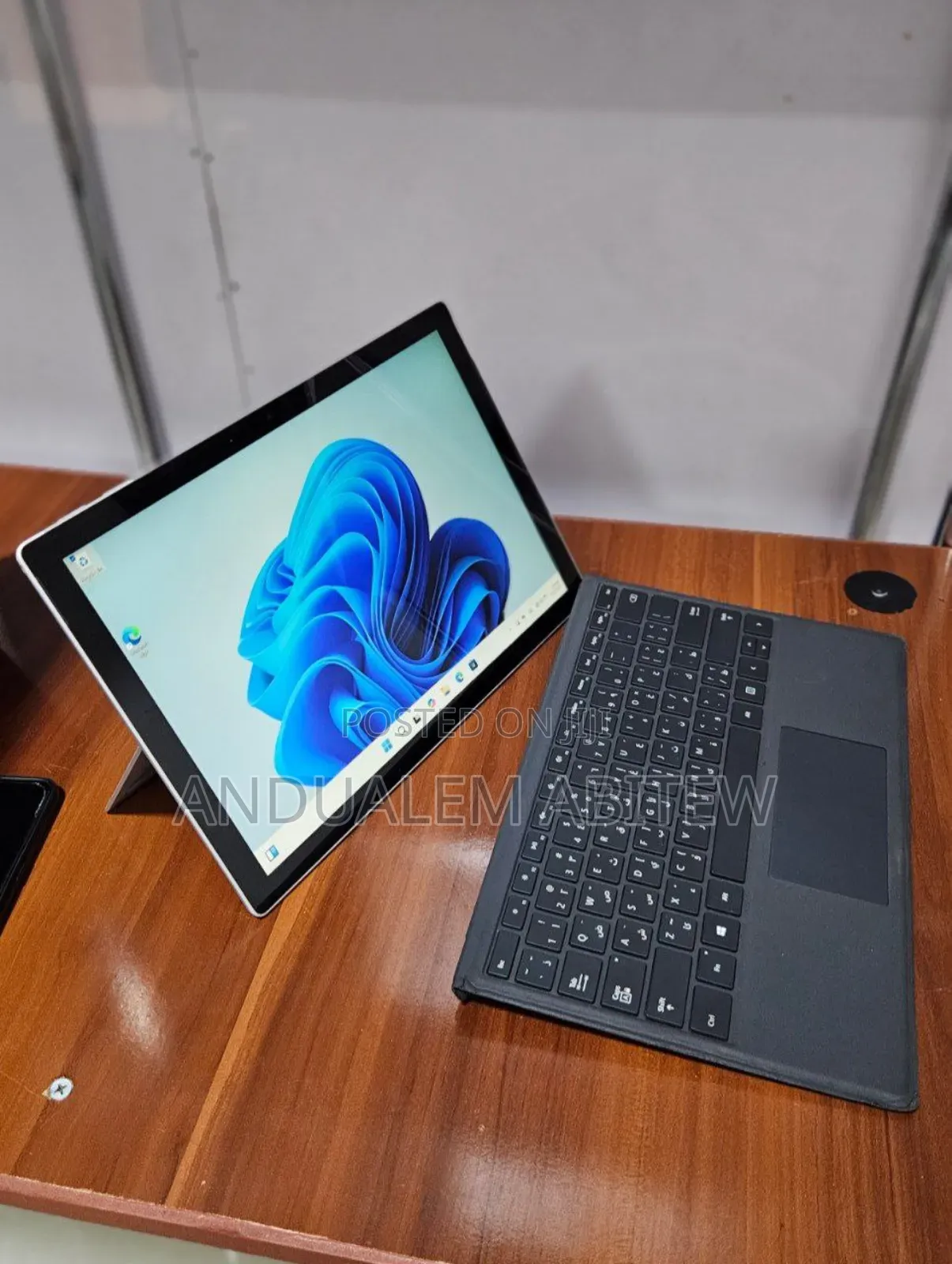 New Laptop Microsoft Surface Pro 7 8GB Intel Core I5 SSD 128GB