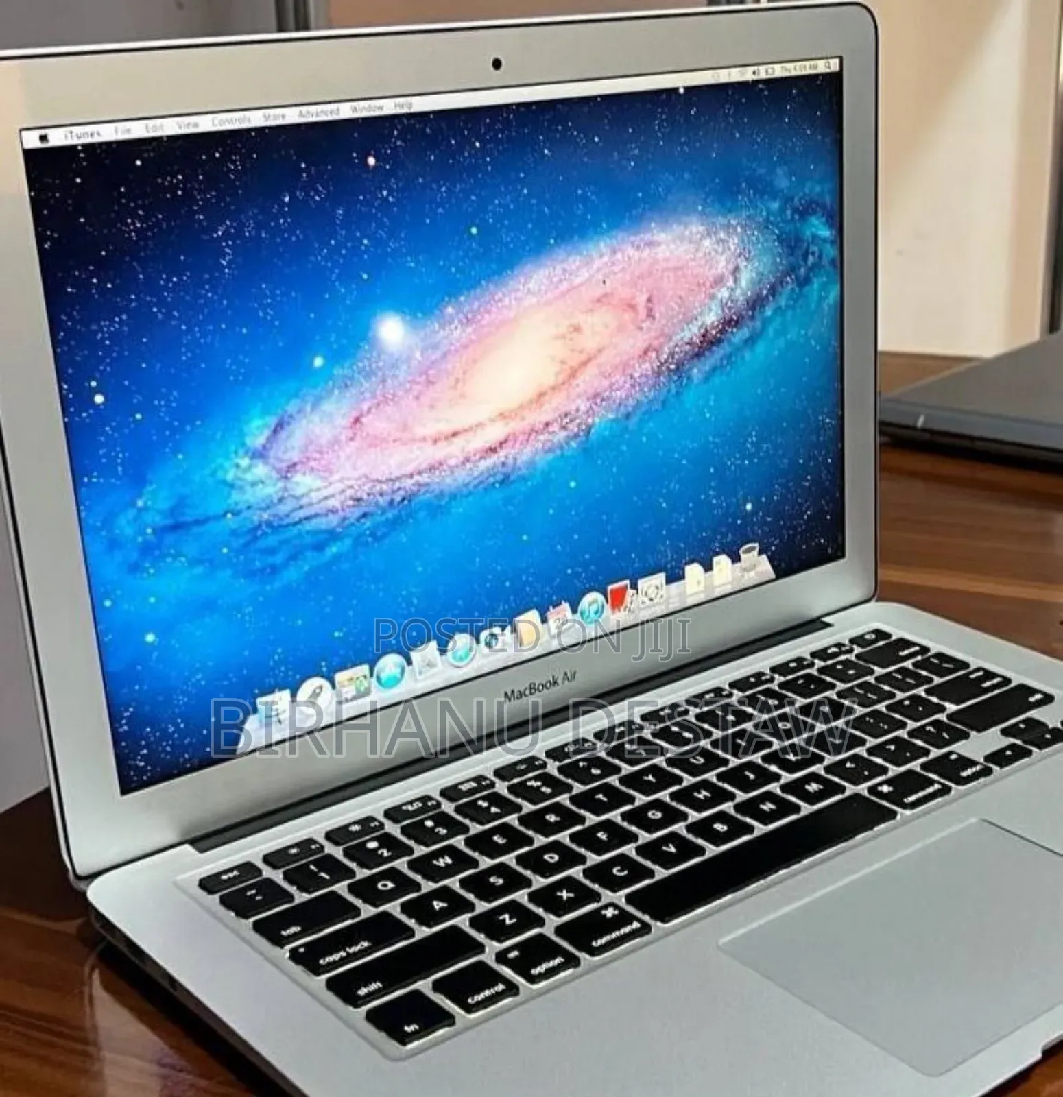 New Laptop Apple MacBook Air 2015 8GB Intel Core I5 SSD 256GB
