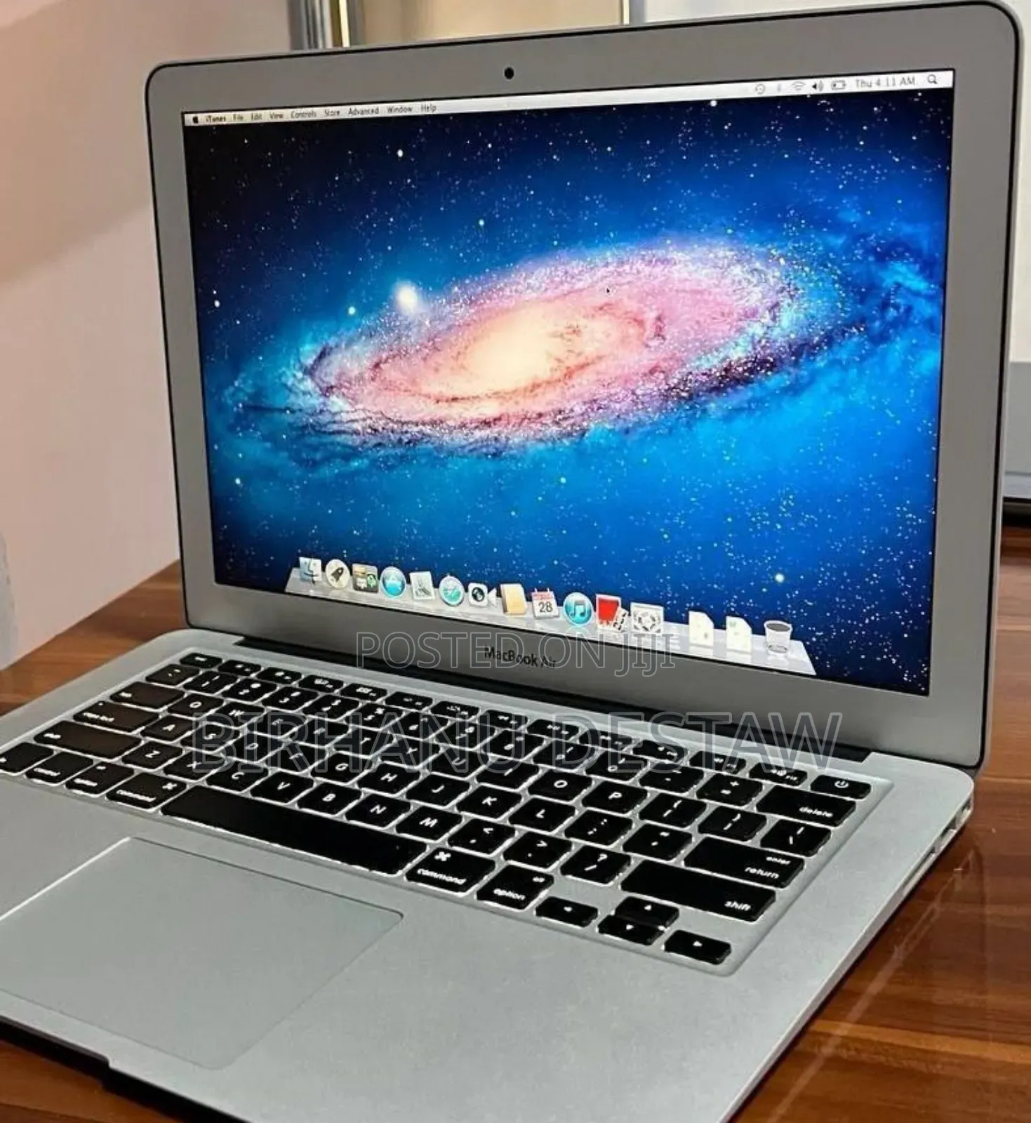 New Laptop Apple MacBook Air 2015 8GB Intel Core I5 SSD 256GB