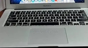 New Laptop Apple MacBook Air 2015 8GB Intel Core I5 SSD 256GB