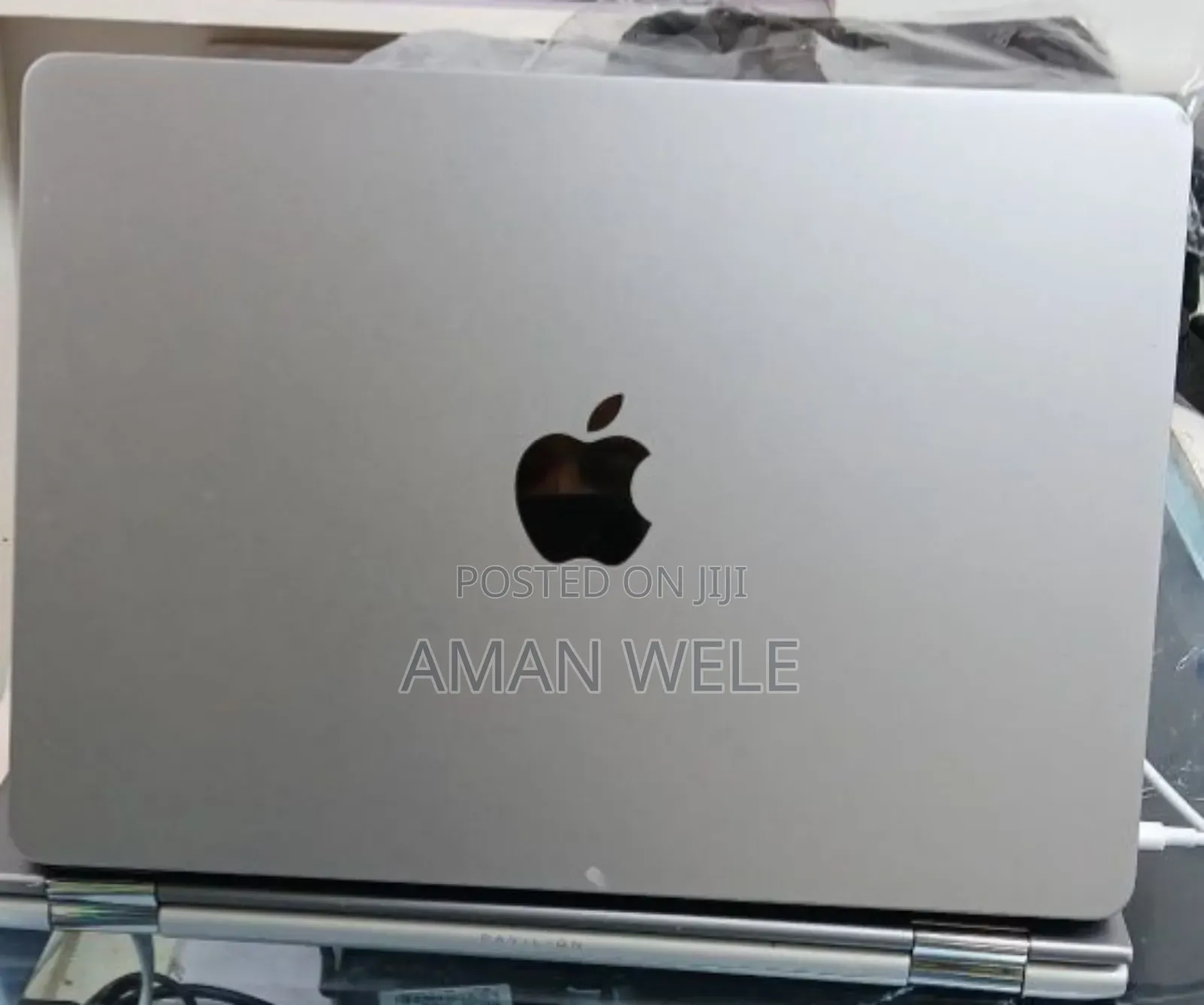 New Laptop Apple MacBook Air 2022 M2 8GB Intel Core M2 SSD 256GB