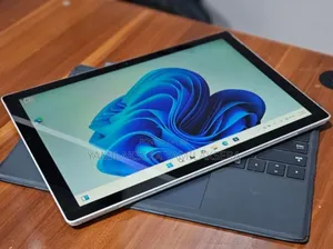 New Laptop Microsoft Surface Pro 7 8GB Intel Core I5 SSD 128GB