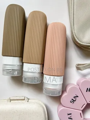 Photo - 4pcs Travel Squeeze Bottle