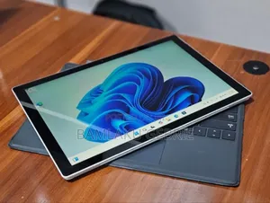 New Laptop Microsoft Surface Pro 7 8GB Intel Core I5 SSD 128GB