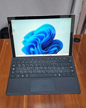 New Laptop Microsoft Surface Pro 7 8GB Intel Core I5 SSD 128GB