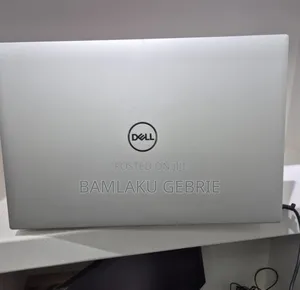 Photo - New Laptop Dell XPS 15 16GB Intel Core I7 SSD 512GB