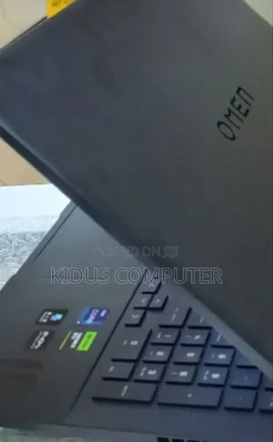 New Laptop HP Omen 17 16GB Intel Core I9 SSD 1T